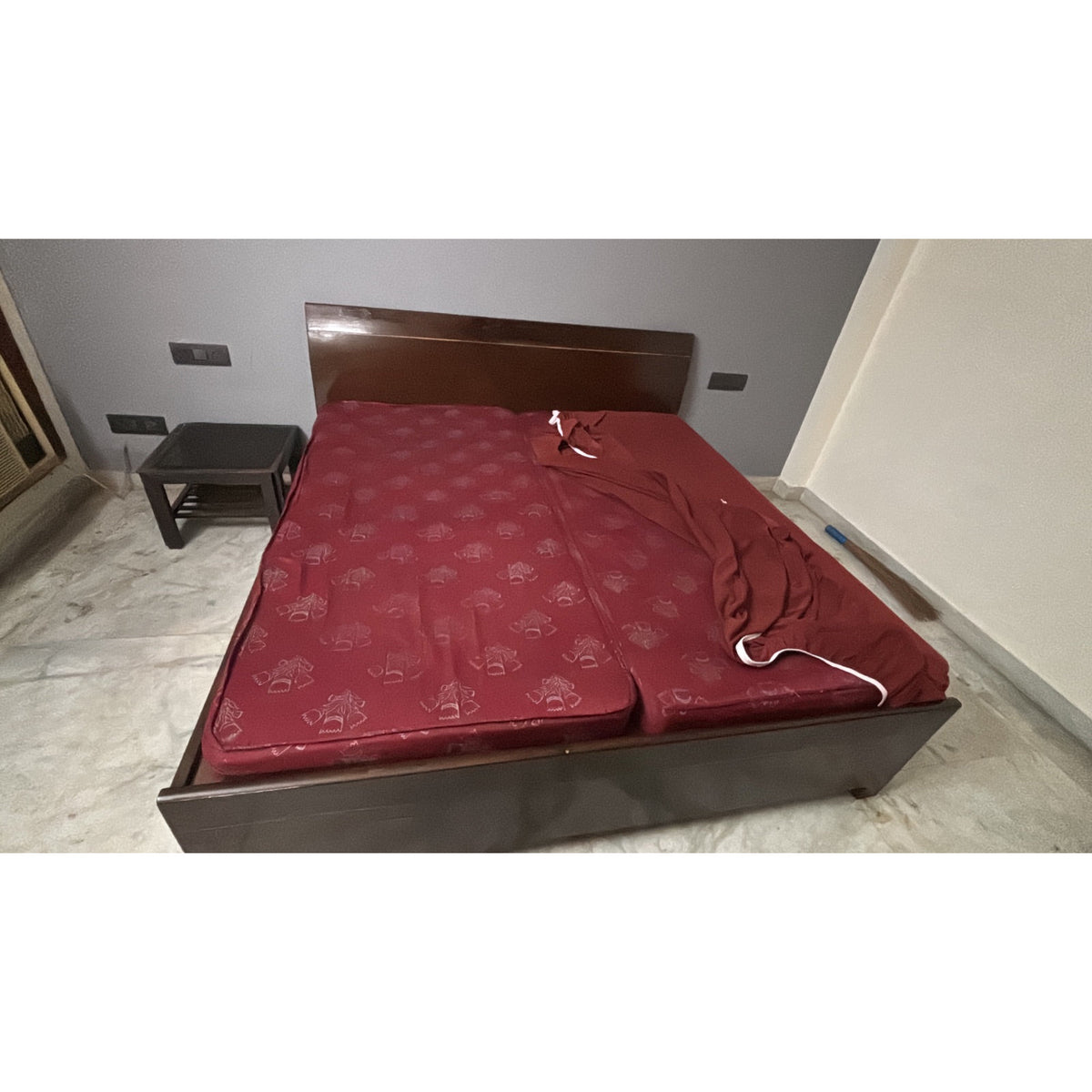 Double Bed - used bedroom furniture in Gurugram - photo 2