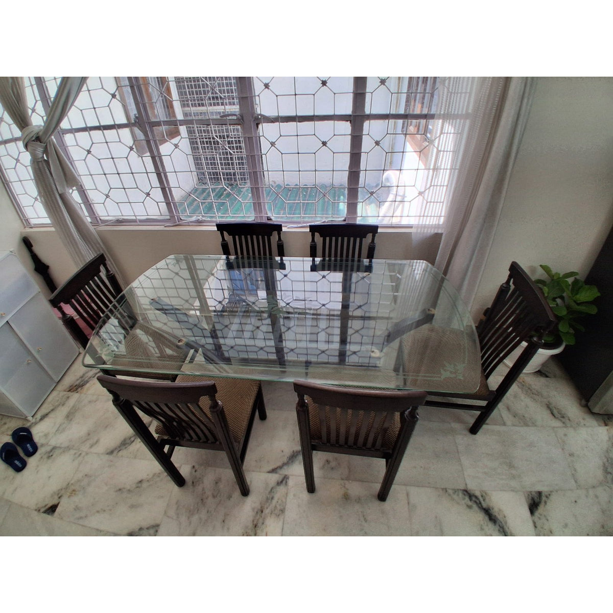 6-Seater Glass Top Dining Set - used dining set in Delhi - photo 3