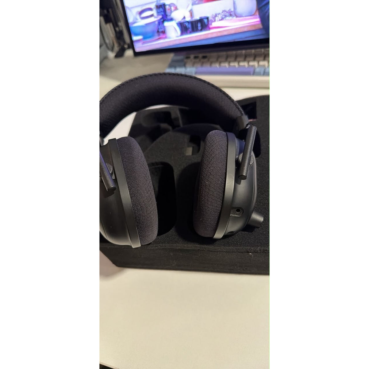 Razer BlackShark V2 Pro Headset - used headphones in Gurugram - photo 4