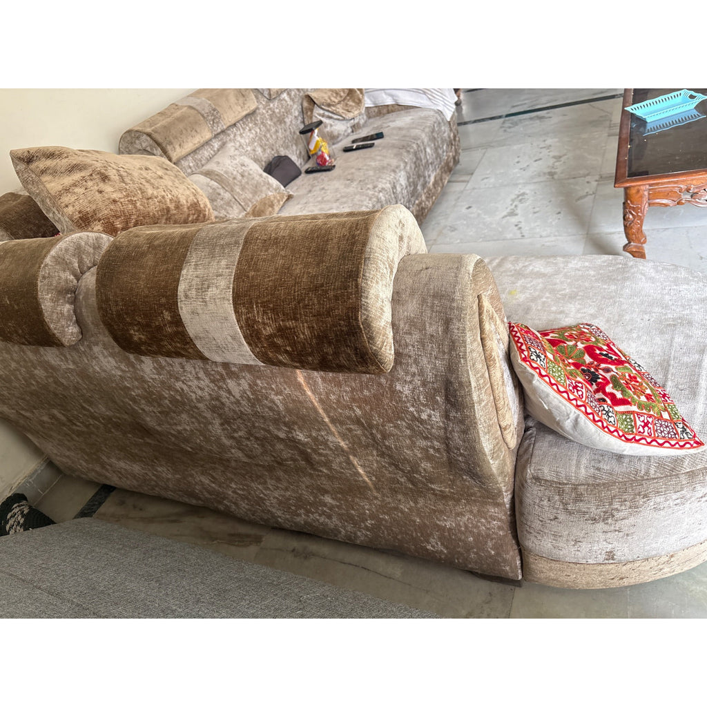 7-Seater L-Shaped Fabric Sofa - used living-room in Gurugram - photo 5
