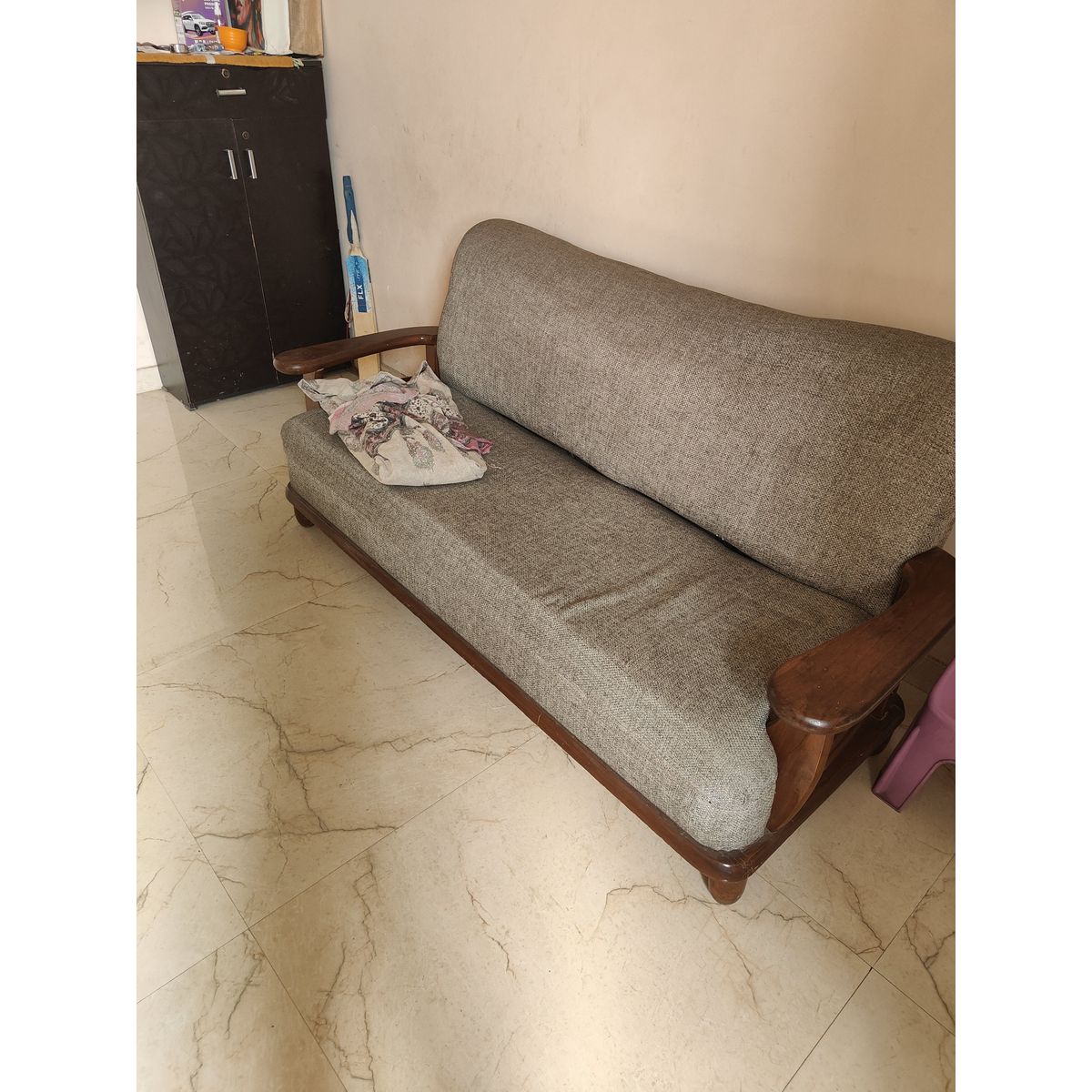 Fabric Sofa Set 3+1+1 with Centre Table & Stools