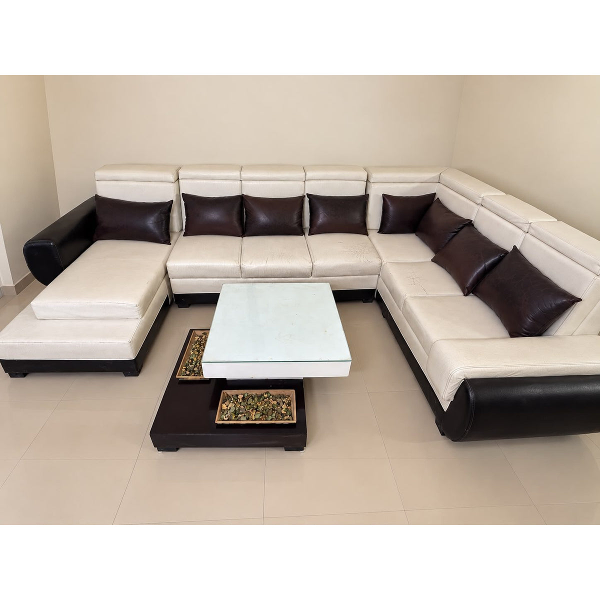 7-Seater U-Shaped Leatherette Sofa - used sofa in Gurugram - photo 1