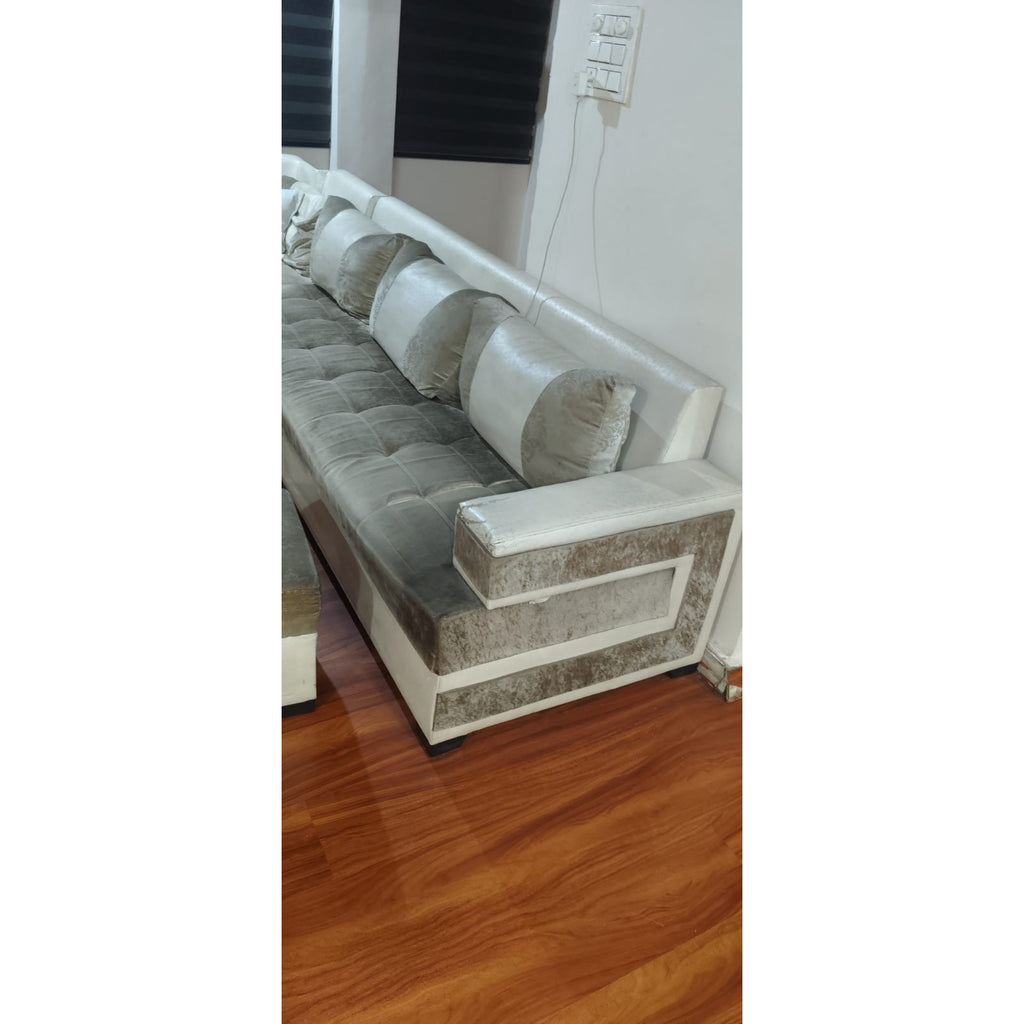 Grey 7 seater L-shaped fabric sofa - used living room in Delhi - photo 4