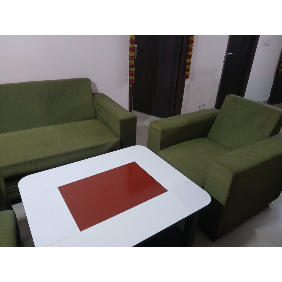 Home Set: Sofa, Wardrobe and Queen Bed - used furniture set in Noida - photo 1