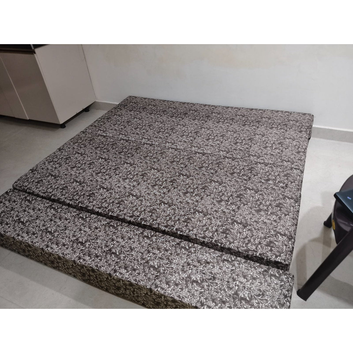 Sofa cum bed - used furniture in Delhi - photo 4