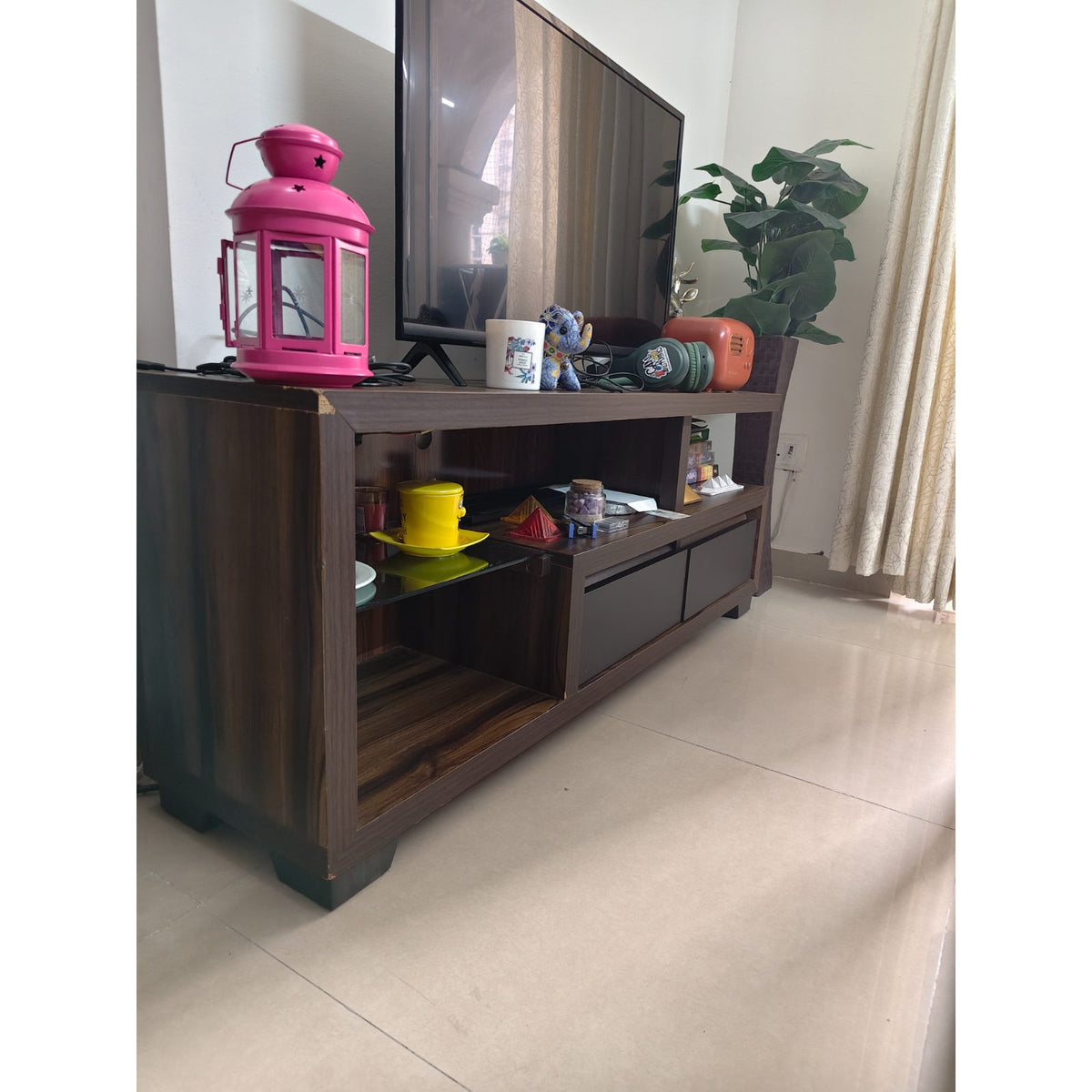 TV Unit with Drawers (43 inch TV) - used tv unit in Delhi - photo 3