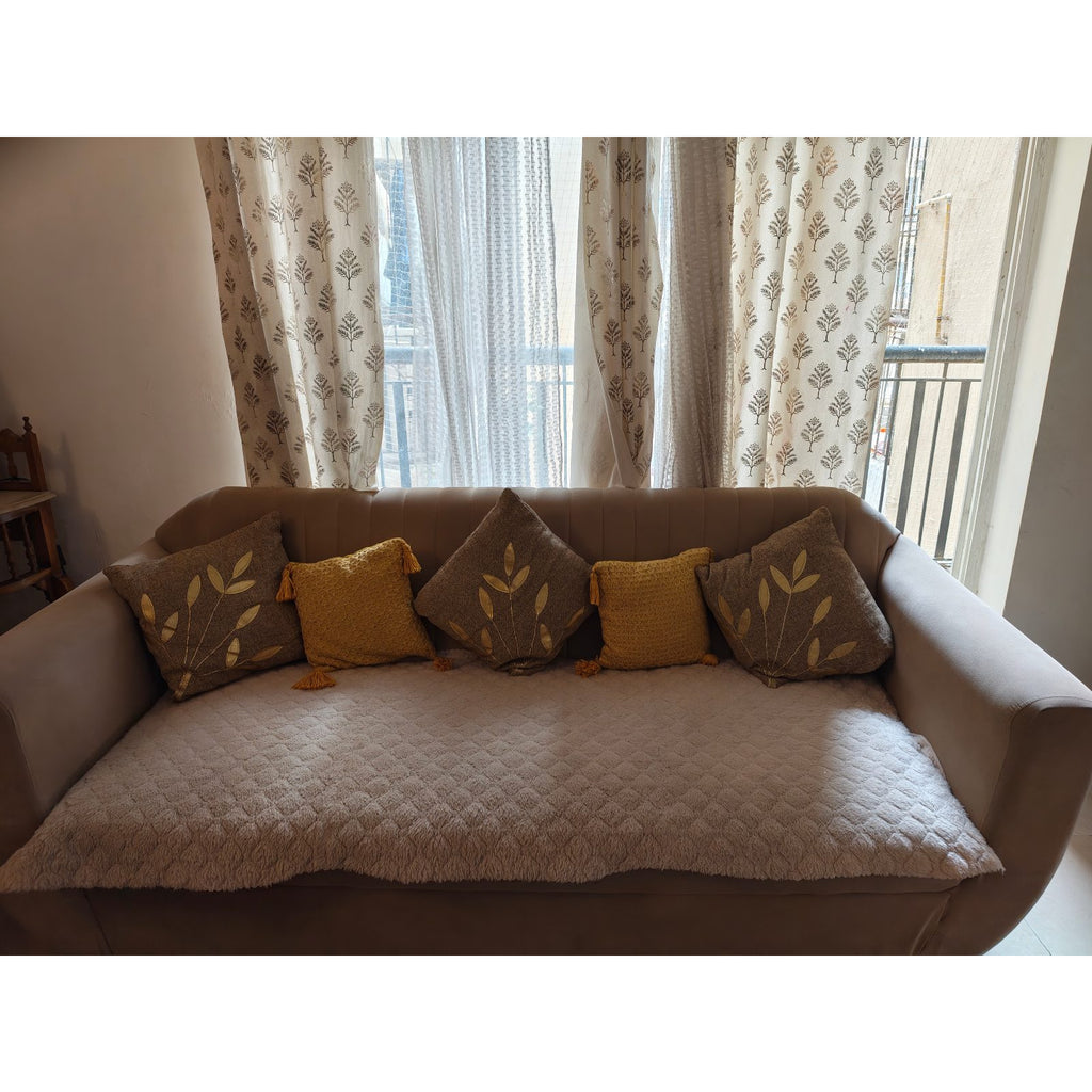 3+2 Sofa Set Beige - used living room in Noida - photo 3