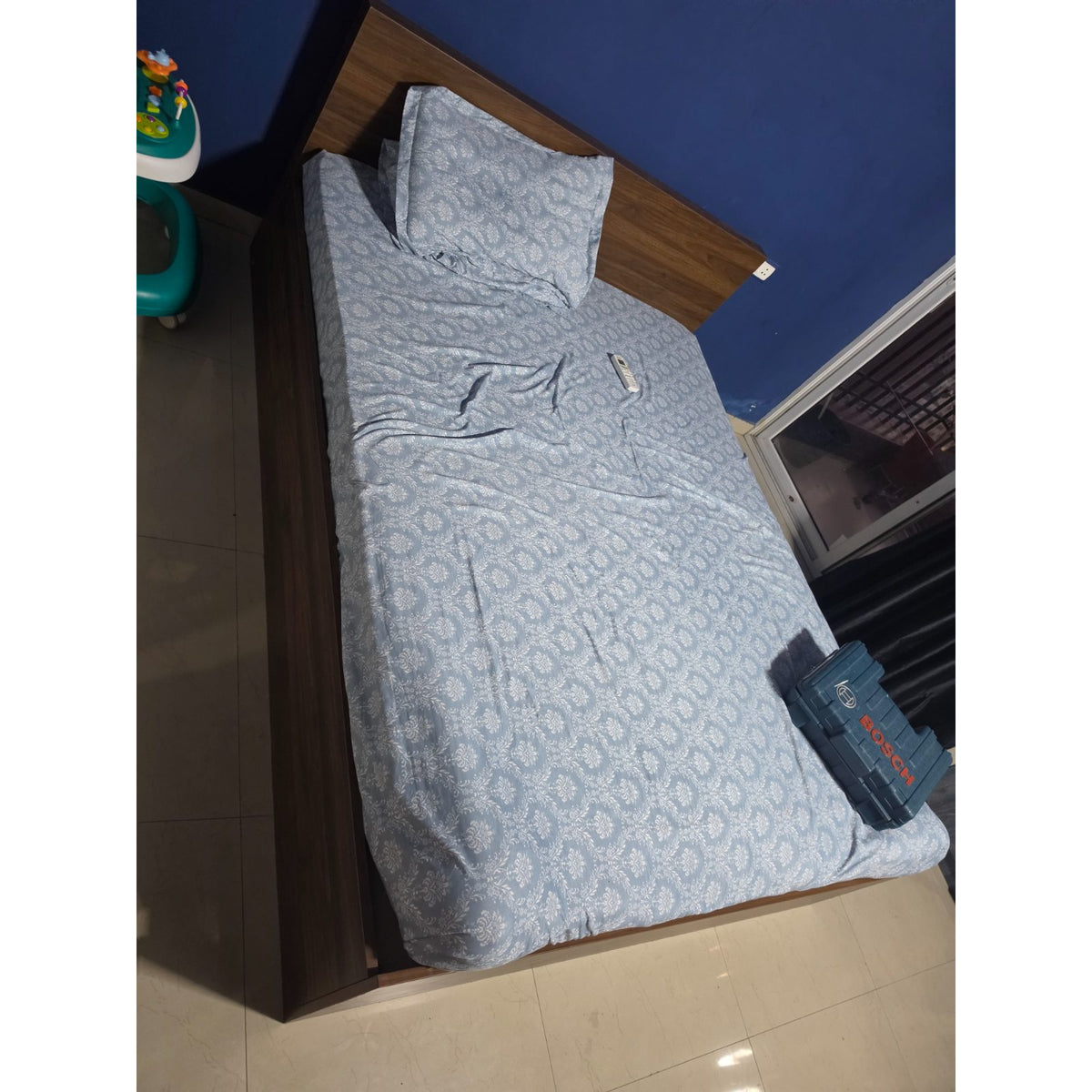 Wakefit Queen Bed - used bedroom in Ghaziabad - photo 1