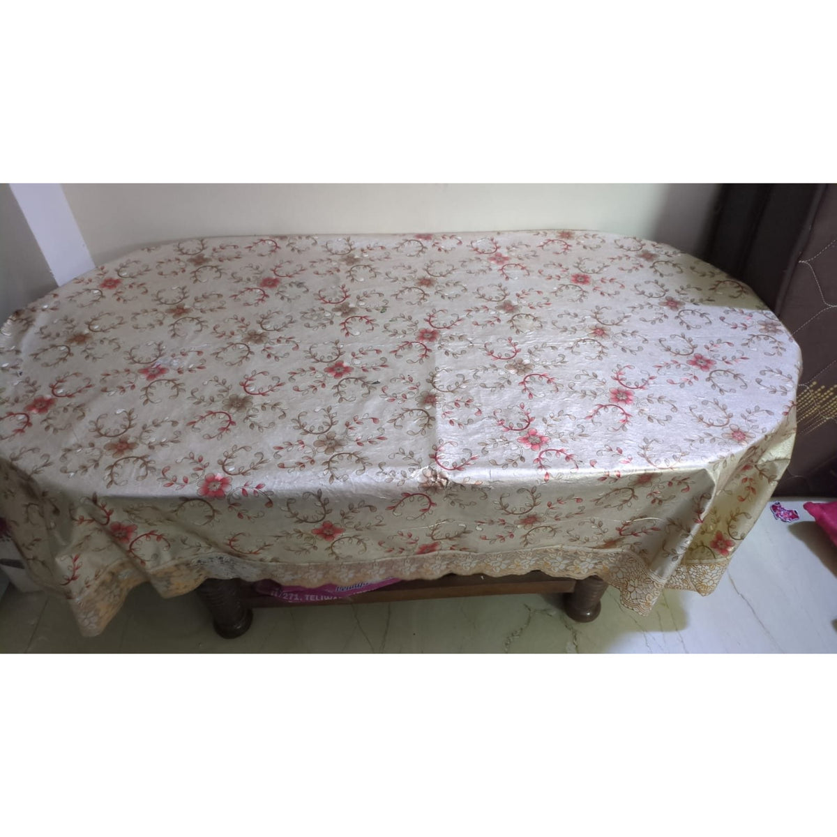 3+1+1 Wooden Sofa Set with Centre Table - used Living Room in Delhi - photo 8