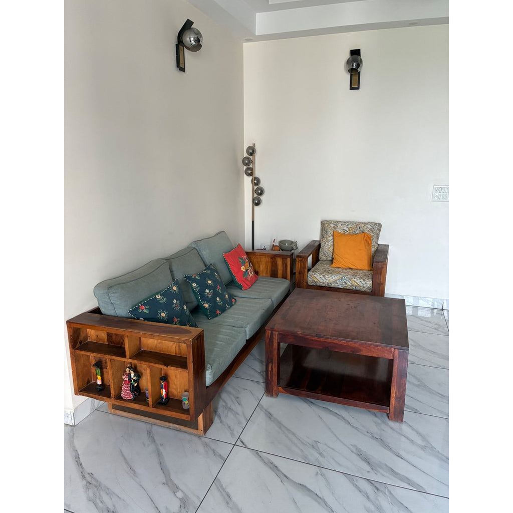Pepperfry sheesham wood 3+1 sofa set - used living room in Noida - photo 1
