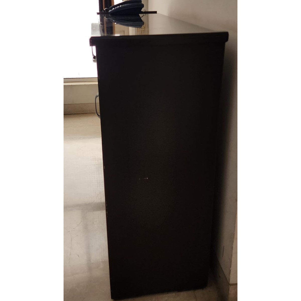 Dark brown storage cabinet - used living room in Gurugram - photo 4