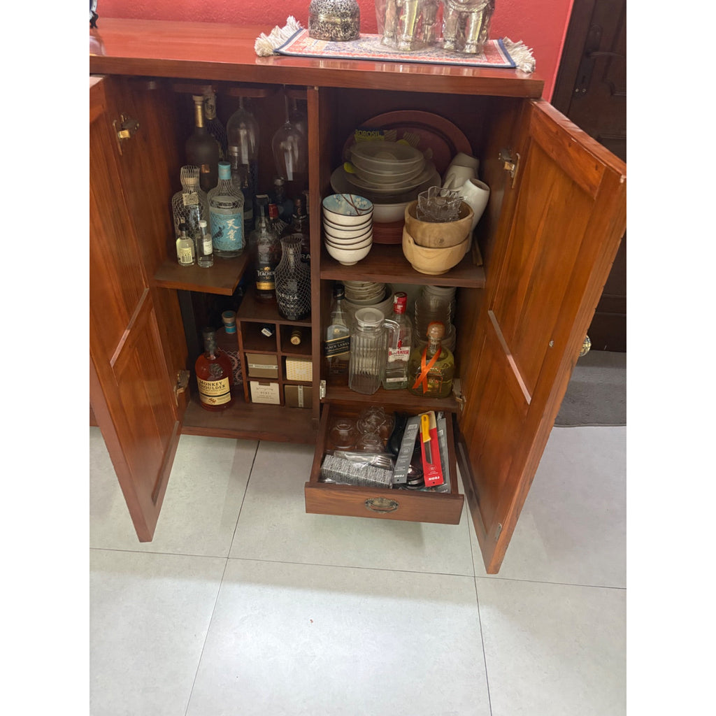 Wooden Bar Cabinet - used living room in Delhi - photo 3