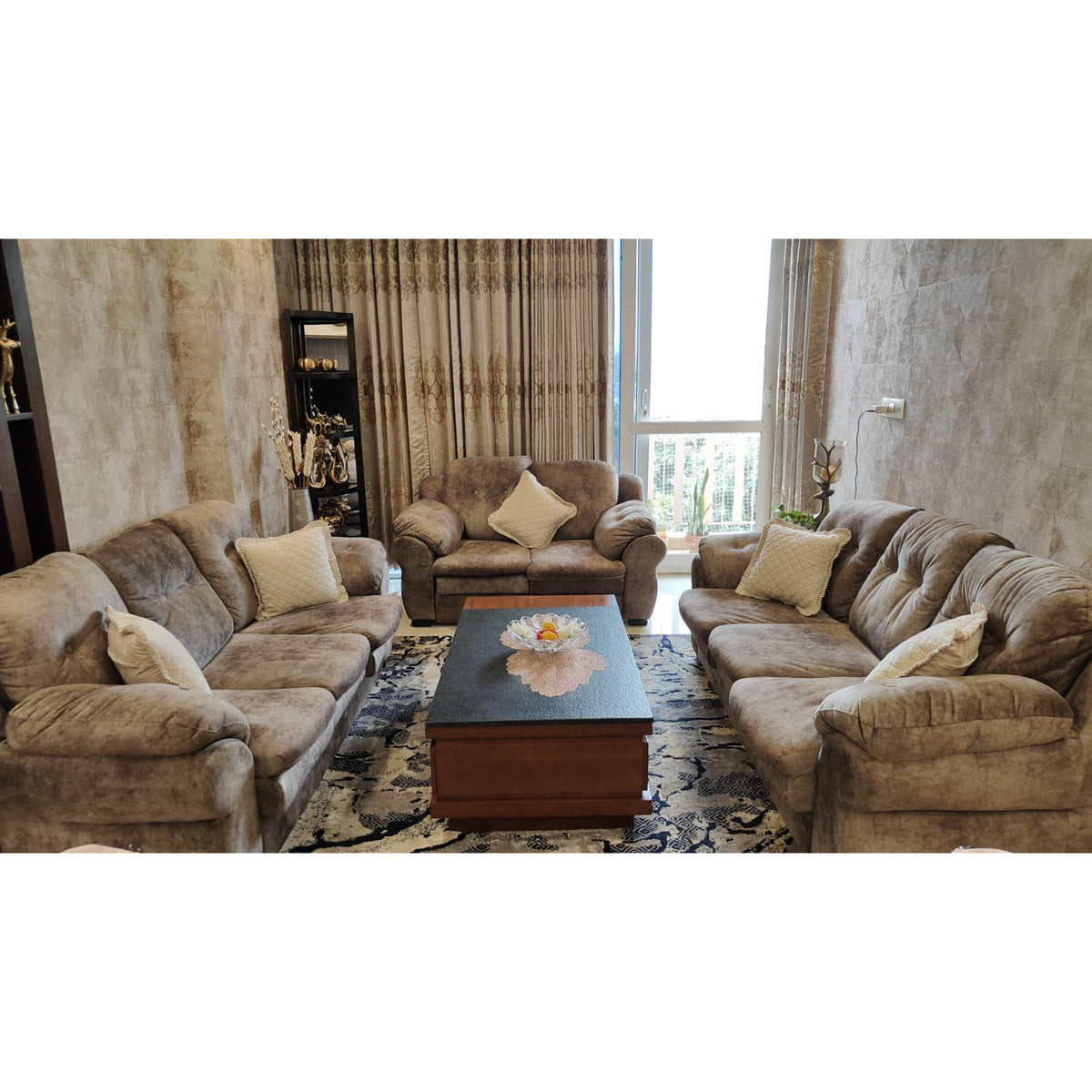 Durian Centre Table with Drawer - used centre table in Gurugram - photo 1